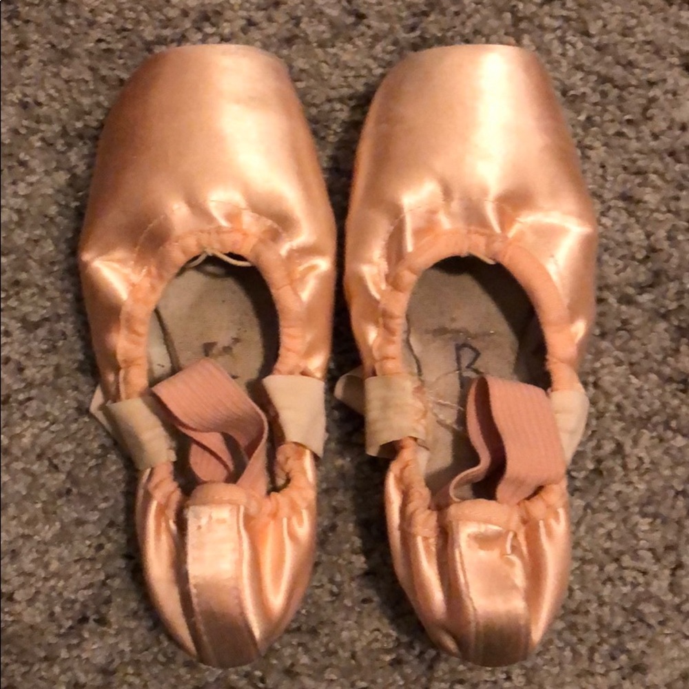 3 pairs Used Freed Pointe shoes